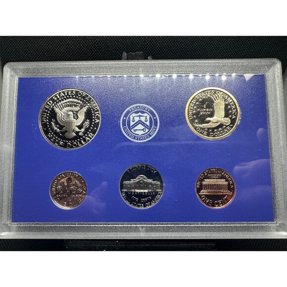 2001 United States Mint Proof Coin Set - Picture 7 of 8